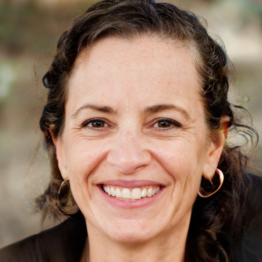 SodaSlim customer experience profile for Linda Carter, 55, from Phoenix, Arizona.